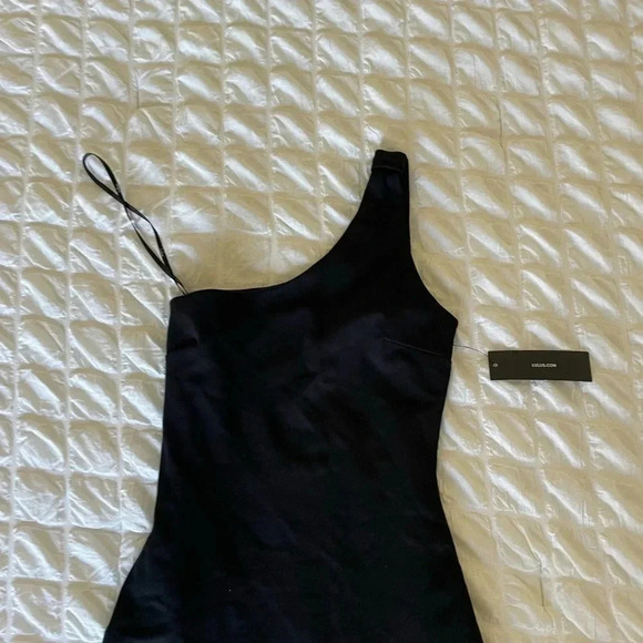 Lulus black knit one shoulder mini dress - Picture 2 of 8